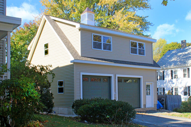 Outdoor Personia Danvers, MA 2-Car Garage