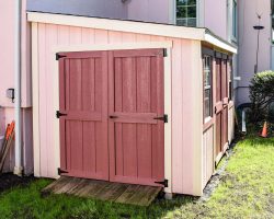 custom shed fitting nicely in tight space