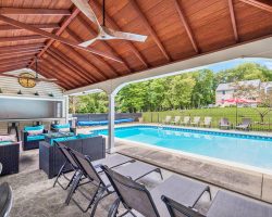 Outdoor-Personia-Lincoln,-RI-Poolhouse-_03