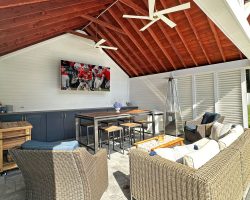 Outdoor Personia hanover pavilion interior